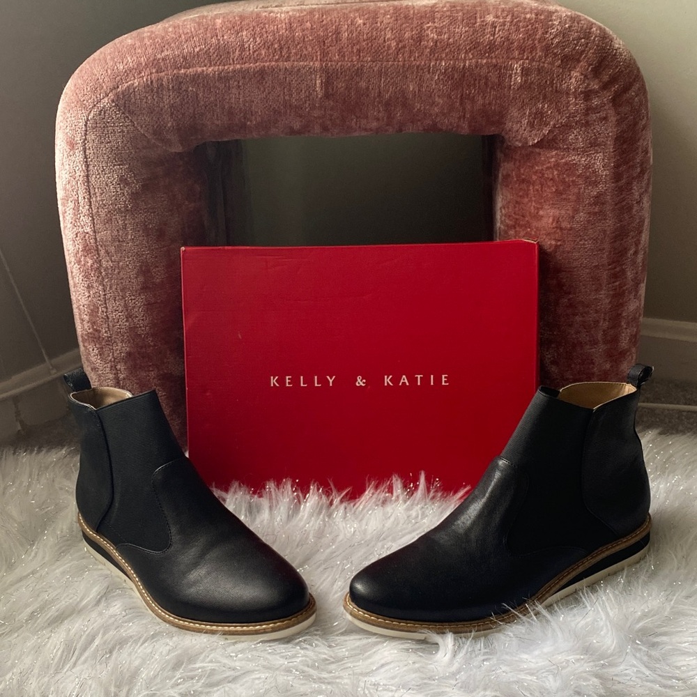 Brand name “Kelly & Kate” boots. Nice casual boots w/ 1 inch low wedge heel